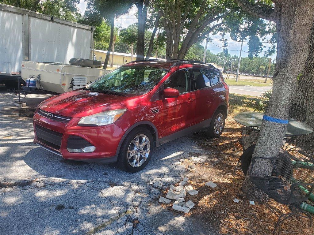 2014 Ford Escape SE's photo